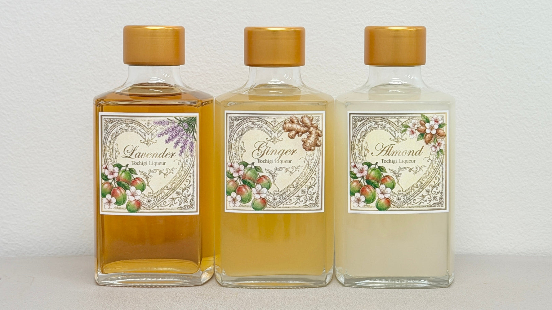 【新酒ができました】アンティークな梅酒たち